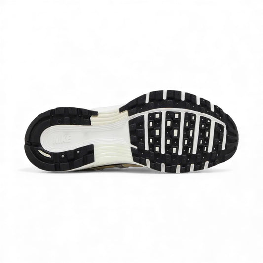 NIKE P6000 Coconut Milk