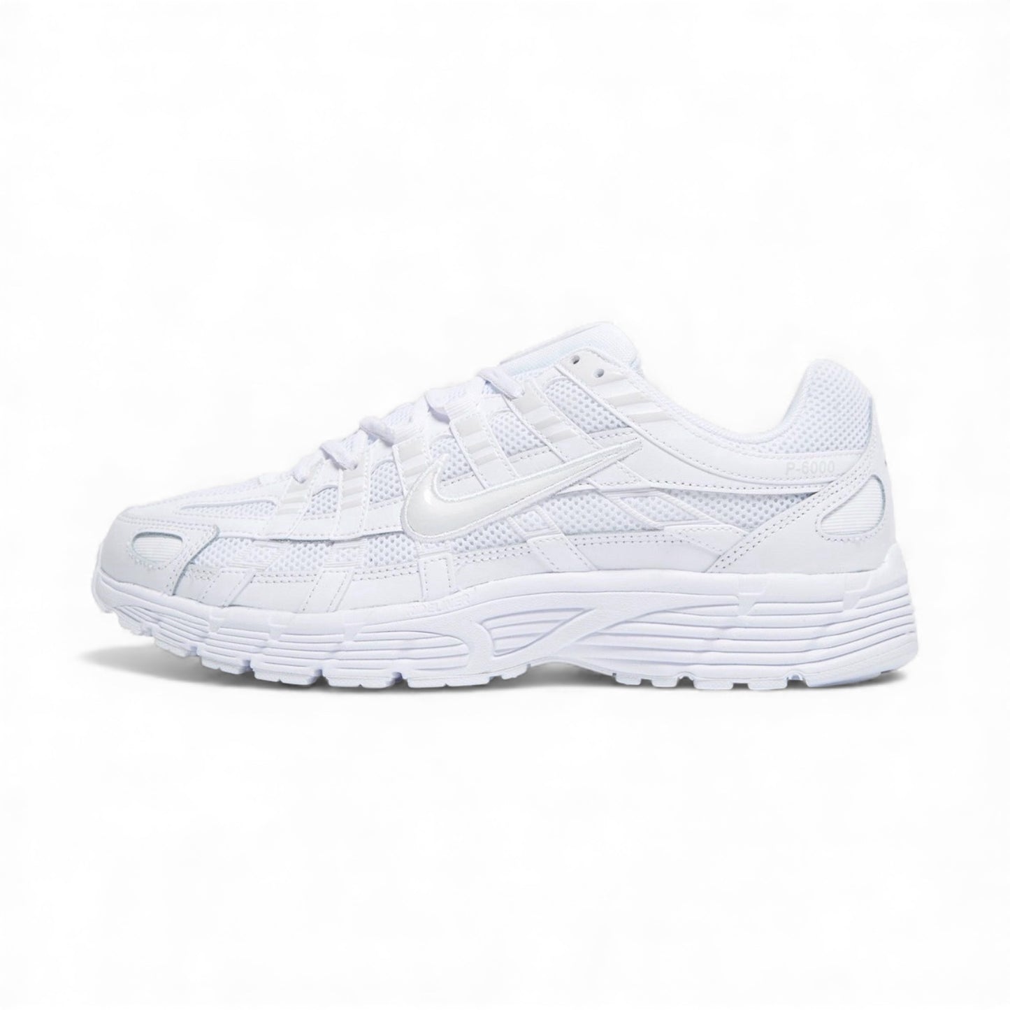 NIKE P6000 / Tripple White