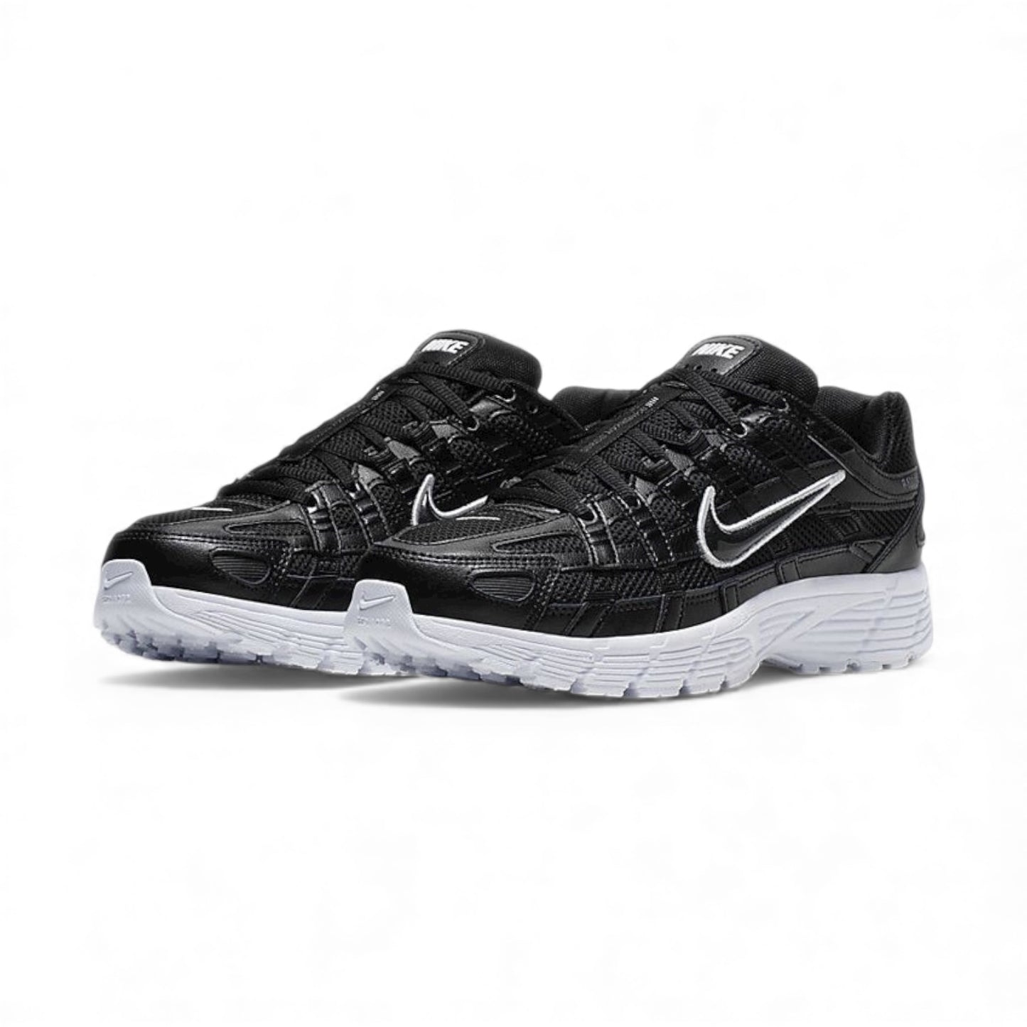 NIKE P6000 Black / White
