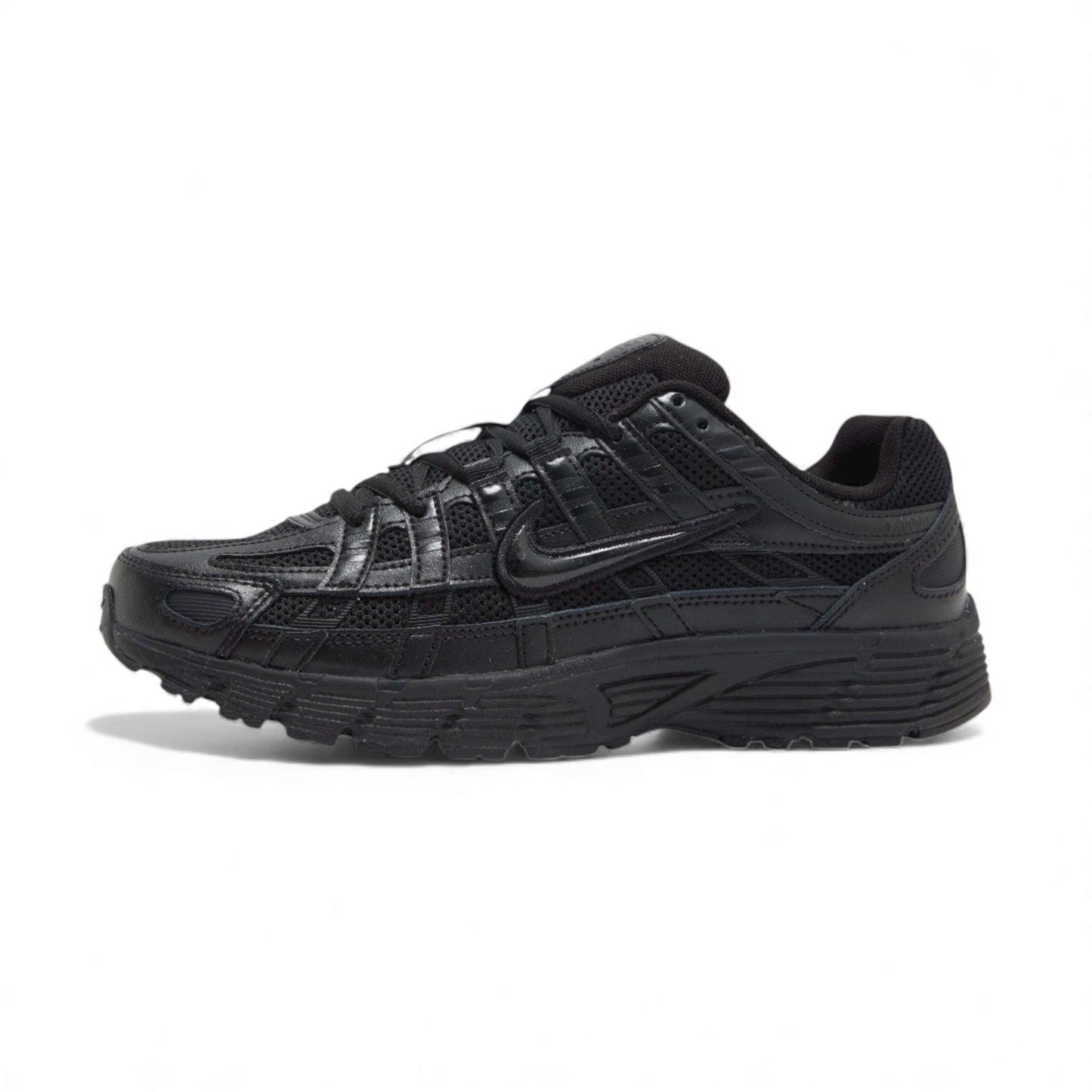 NIKE P6000 Tripple Black