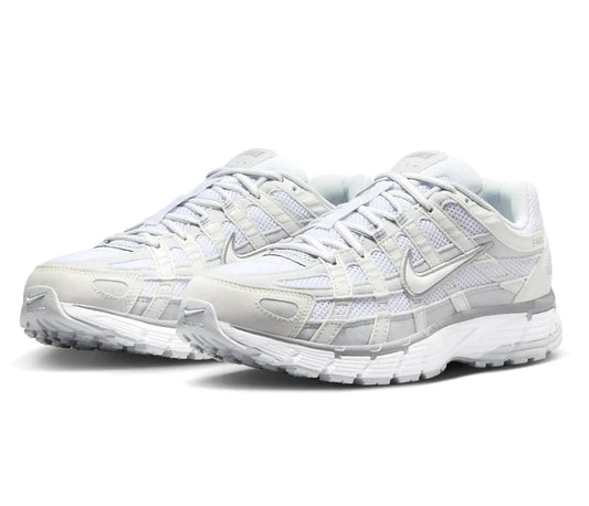 NIKE P6000 / White/Grey