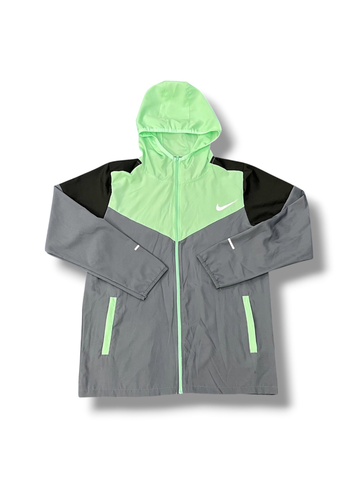 NIKE WINDRUNNER JACKETS